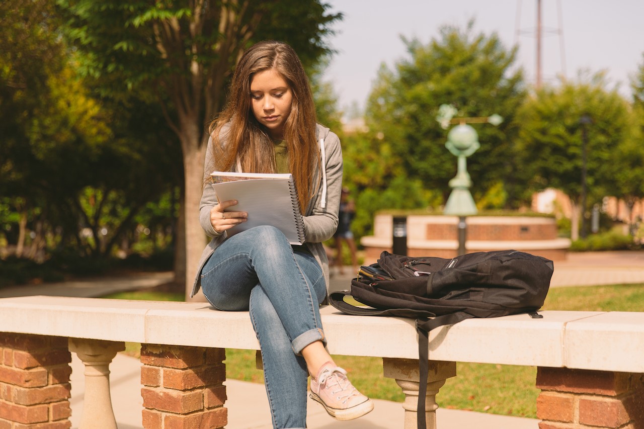 College Student_NT-06